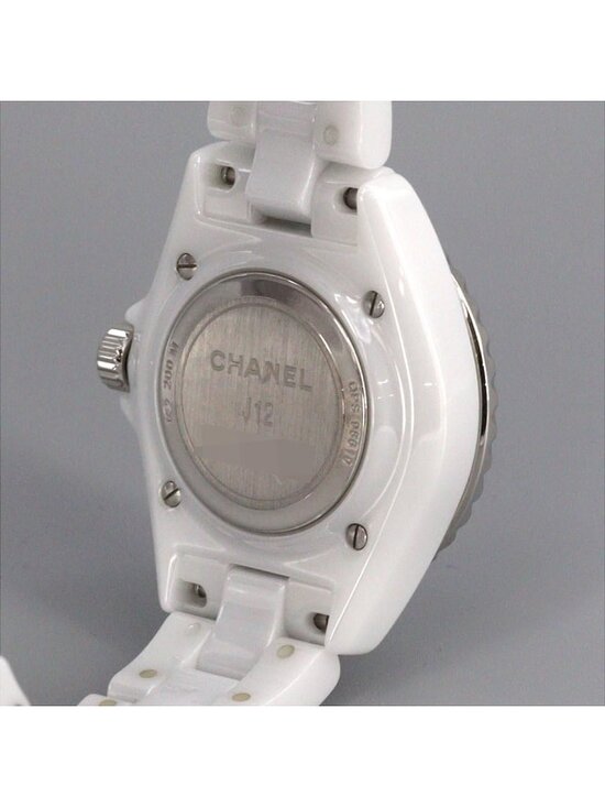 Chanel 33 Ceramic Quartz Watch main image 6
